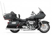 2011 Harley-Davidson FLTRUSE CVO Road Glide Ultra photo